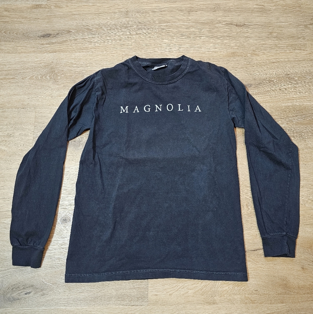 Magnolia Black Long Sleeve Women's Tee